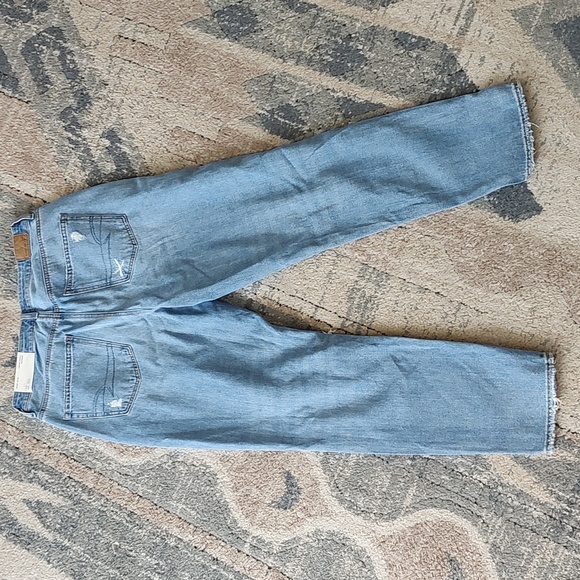 AE Mom Jeans - Picture 3 of 4